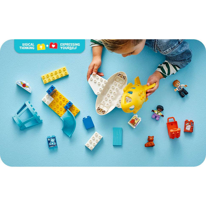 LEGO La Prima Volta In Aeroporto - 10443