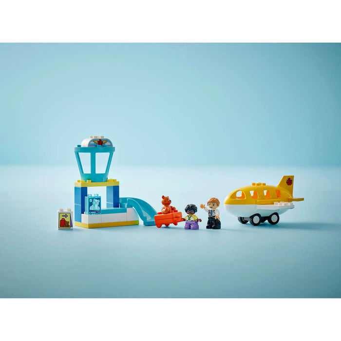 LEGO La Prima Volta In Aeroporto - 10443
