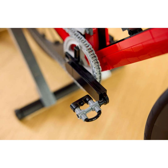 LEGO Bici Da Corsa - 11380, Kit Modellismo Per Adulti Con Pneumatici, Deragliatore E Supporto, Regalo Per Fan Di Ciclismo