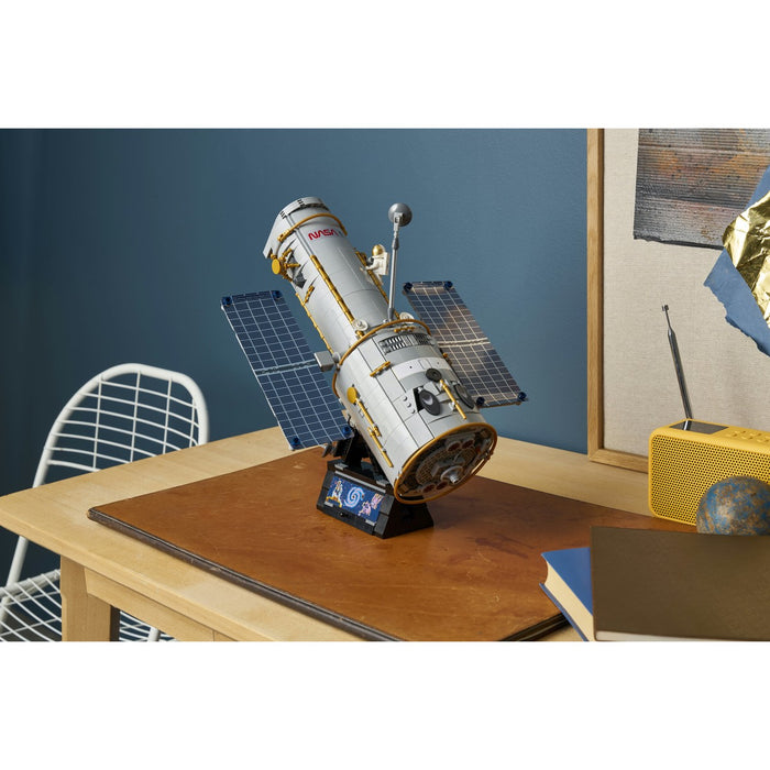 LEGO Telescopio Spaziale Hubble