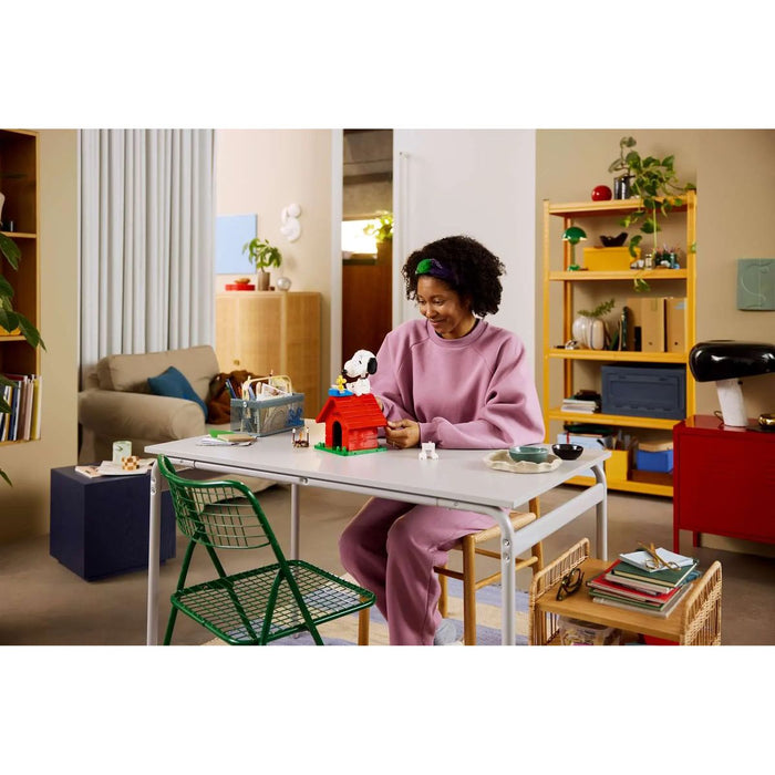 LEGO Peanuts: La Cuccia Di Snoopy - 21368, Kit Modellismo Da Esposizione Per Adulti Con Personaggi Di Snoopy E Woodstock