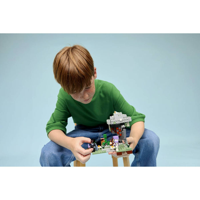 LEGO Minecraft Giardino Pallido - 21586
