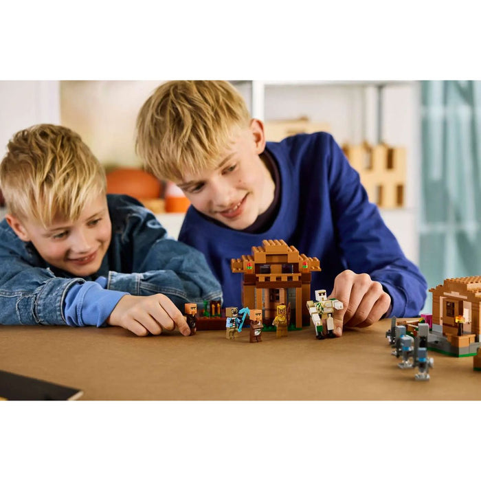 LEGO Attacco Al Villaggio Dell’Evocatore - 21596, Casa Giocattolo Con Giardino E 11 Personaggi, Regalo Per Bambini 9+