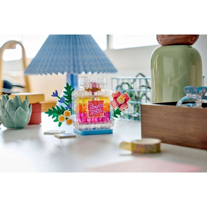 LEGO 3In1 Boccetta Di Profumo Con Decorazione Floreale - 31383, Gioco Da 8+ Trasformabile In Vaso Da Fiori O Frullato