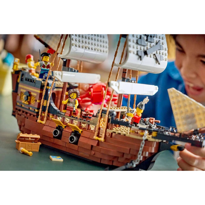 LEGO 3In1 Iconica Nave Da Pirata - 31387, Giocattolo Trasformabile In Castello O In 2 Barche Gemelle, Regalo Bambini 9+