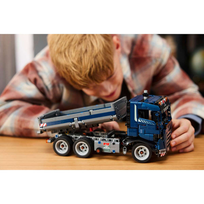 LEGO Autocarro Con Cassone Ribaltabile - 42203