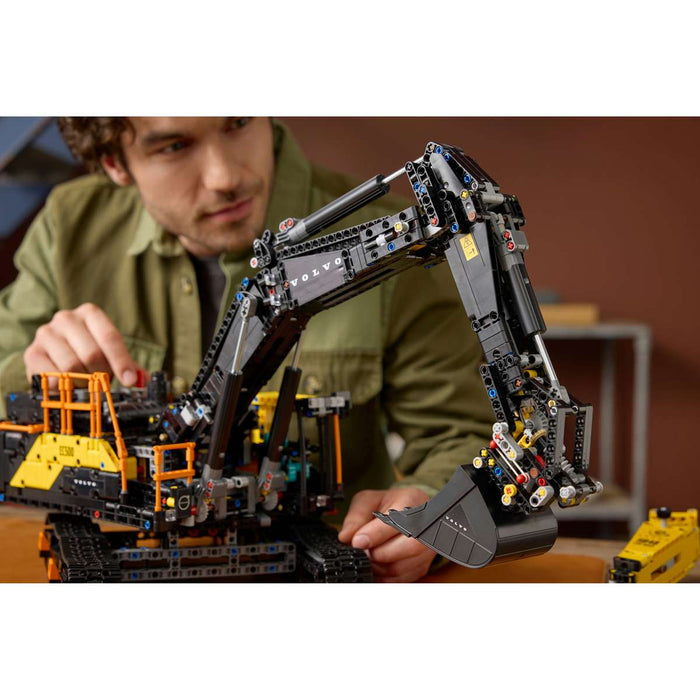 LEGO Escavatore Volvo Ec500 Hybrid - 42215