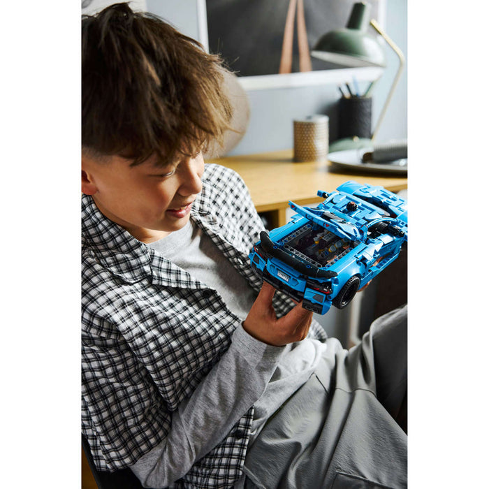 LEGO Chevrolet Corvette Stingray Blu - 42217