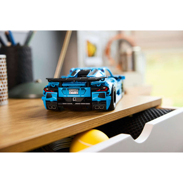 LEGO Chevrolet Corvette Stingray Blu - 42217