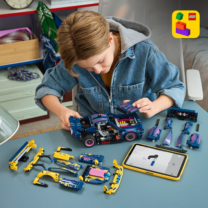 LEGO Ford Mustang Gt Custom Garage