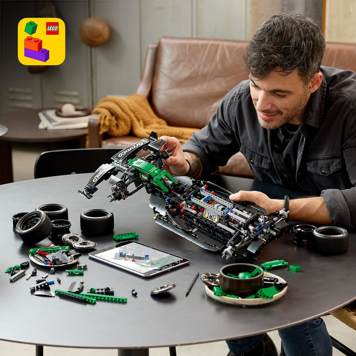 LEGO F1 Aston Martin Aramco Amr25