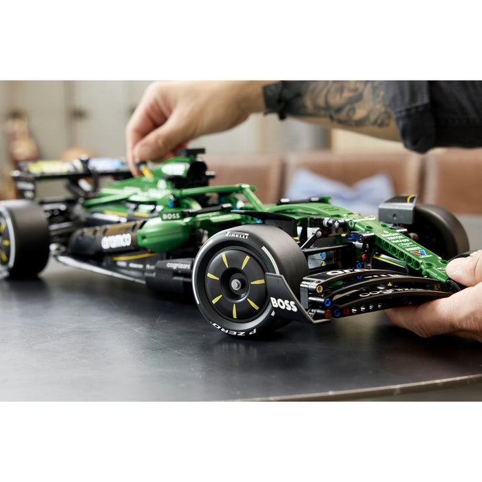 LEGO F1 Aston Martin Aramco Amr25