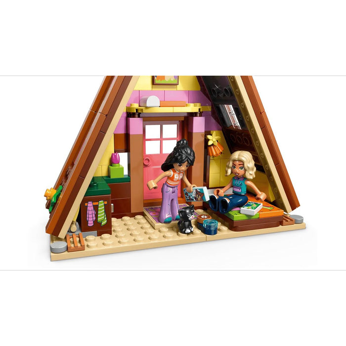 LEGO Cabina Glamping Nella Natura - 42682, Casa Giocattolo Con 2 Mini Bamboline, Gatto E Accessori, Regalo Bambini 6+