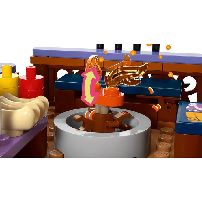 LEGO Baita Nella Foresta Autunnale - 42705, Casa Giocattolo Con 4 Mini Bamboline, 2 Animali E Accessori, Regalo Da 9+