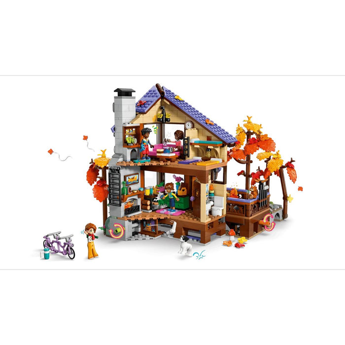 LEGO Baita Nella Foresta Autunnale - 42705, Casa Giocattolo Con 4 Mini Bamboline, 2 Animali E Accessori, Regalo Da 9+