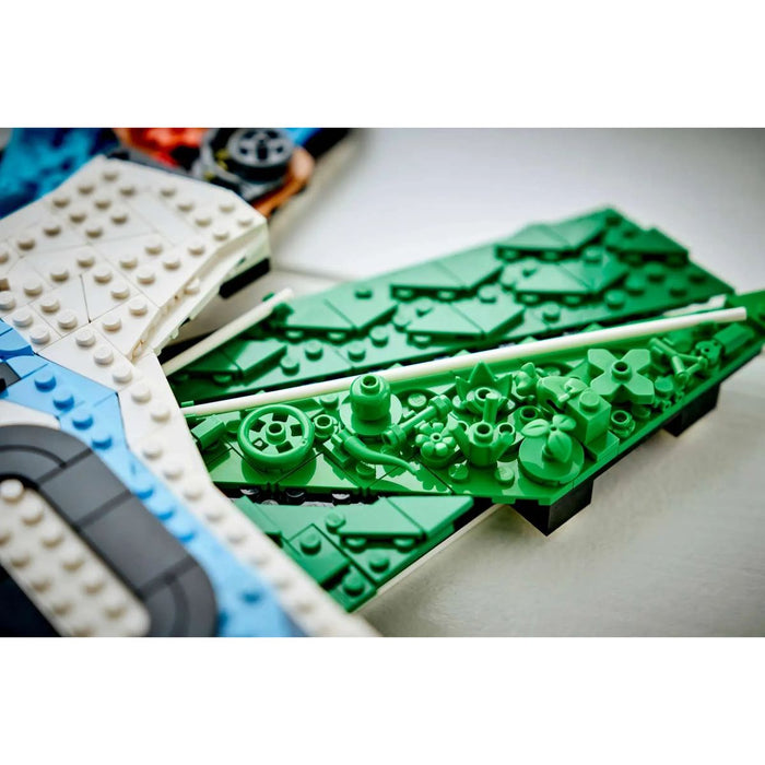 LEGO Lionel Messi – Celebrazione - 43018, Wall Art 3D Fai Da Te, Decorazione Da Parete, Regalo A Tema Calcio Da 14+