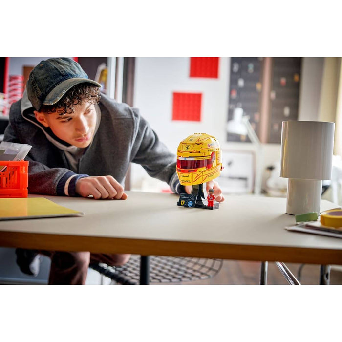 LEGO Casco Di Lewis Hamilton Scuderia Ferrari Hp - 43022