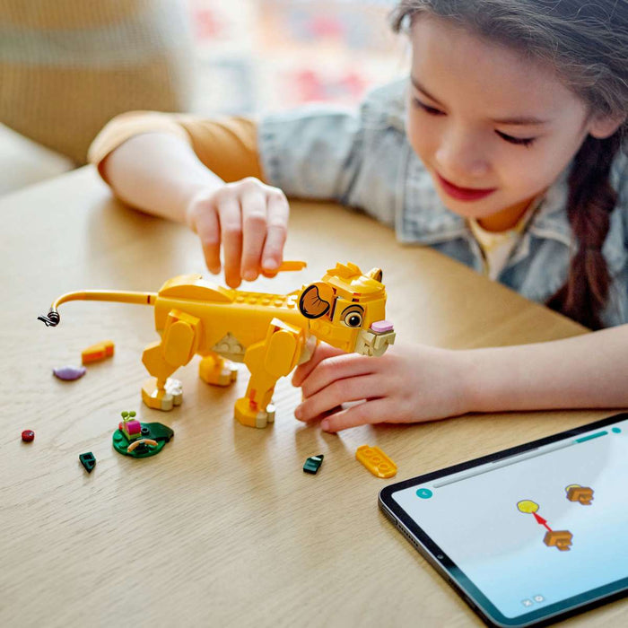 LEGO Simba, Il Cucciolo Del Re Leone - 43243