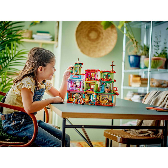 LEGO La Magica Casa Dei Madrigal - 43245