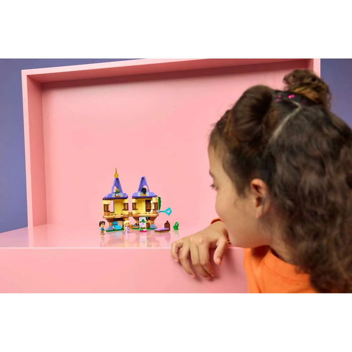 LEGO La Mini-Torre Di Rapunzel - 43294, Gioco Con 2 Mini Bamboline, Pascal, Accessori E Serratura, Regalo 5+