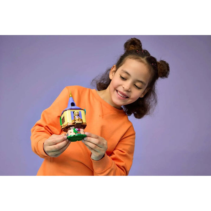 LEGO La Mini-Torre Di Rapunzel - 43294, Gioco Con 2 Mini Bamboline, Pascal, Accessori E Serratura, Regalo 5+