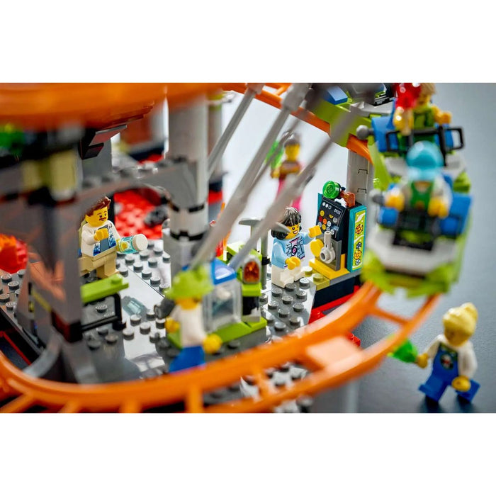 LEGO Parco Delle Montagne Russe Lava Land - 60501, Giocattolo Interattivo Con 3 Vagoni, Giostra E Action Figure, Regalo 8+