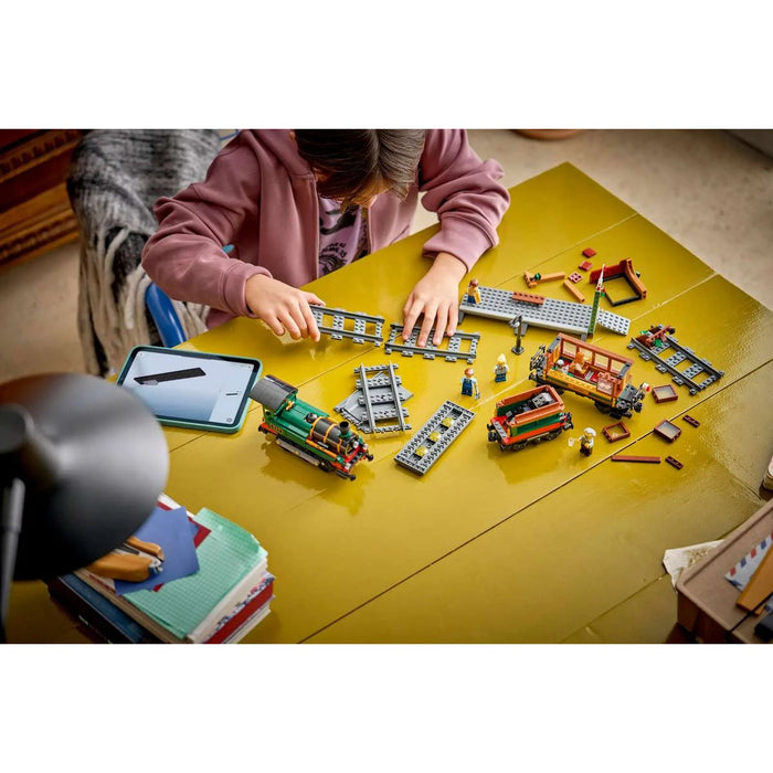 LEGO Treno A Vapore Vintage - 60511, Giocattolo Stem Con Stazione, Binari, Cabina Di Comando E Segnale Di Stop, Regalo 7+