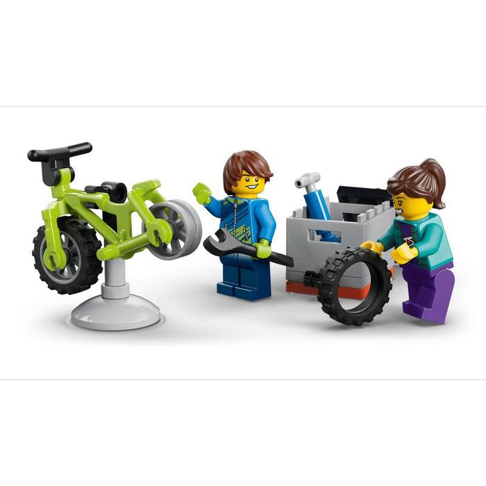 LEGO Furgone Delle Avventure Per Mountain Bike Con 2 Biciclette Giocattolo - 60512, 2 Minifigure E Accessori, Regalo Da 7+