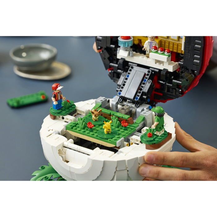 LEGO Momenti Allenatore Iconici Poké Ball - 72154