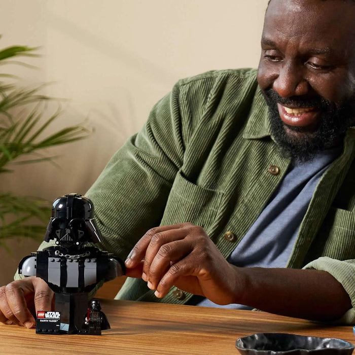 LEGO Busto Di Darth Vader - 75439, Kit Di Modellismo Per Adulti, Minifigure Da Collezione, Regalo Fai Da Te Per Fan