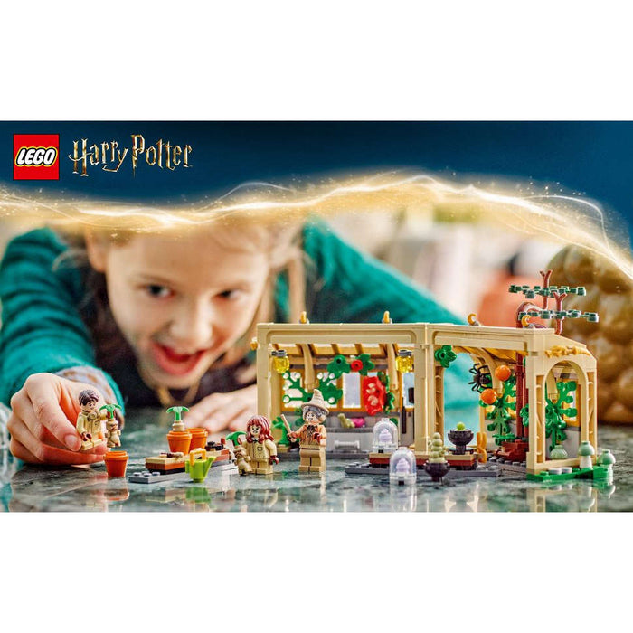 LEGO Castello Di Hogwarts Lezione Di Erbologia - 76445
