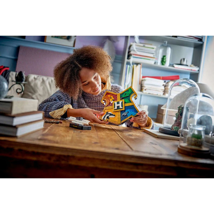 LEGO Stemma Della Casa Di Hogwarts - 76462, Giocattolo Wall Art 3D Con Animali, Regalo Di Compleanno Per Bambini 12+