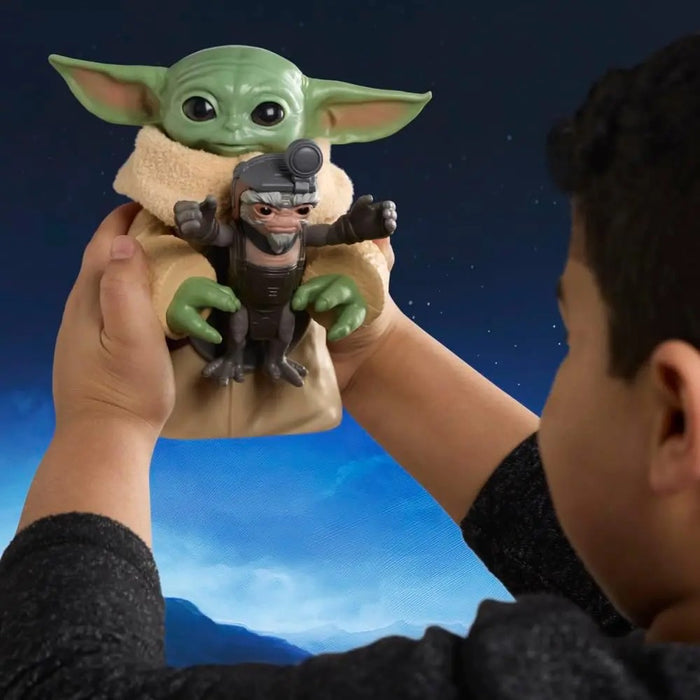 HASBRO Grogu Coccolone