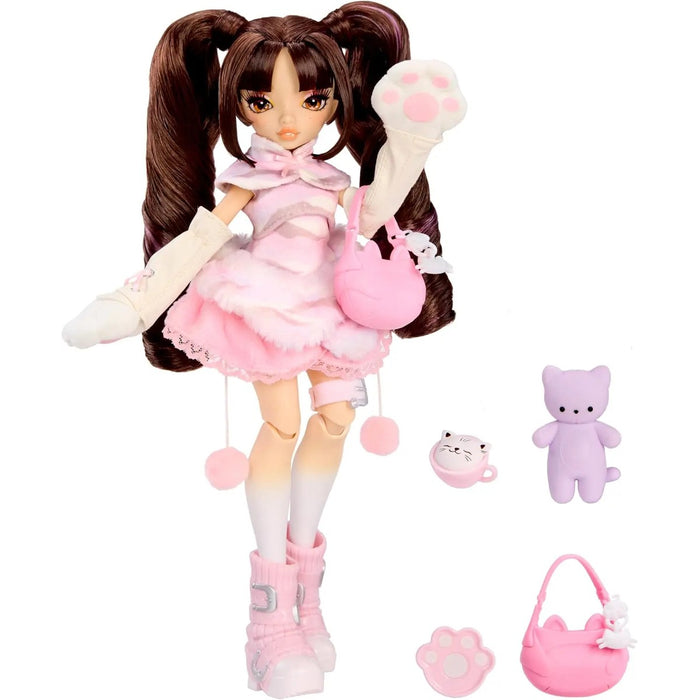 MGA Mirror Mi Fashion Doll Akiko Kittyama Cozy