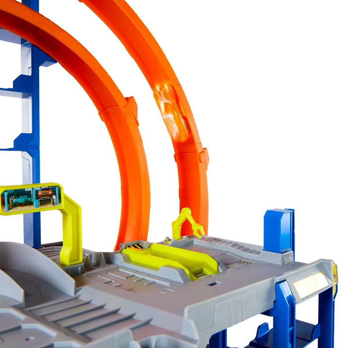 MATTEL Hot Wheels City Mega Gigaloop Garage - JBM74
