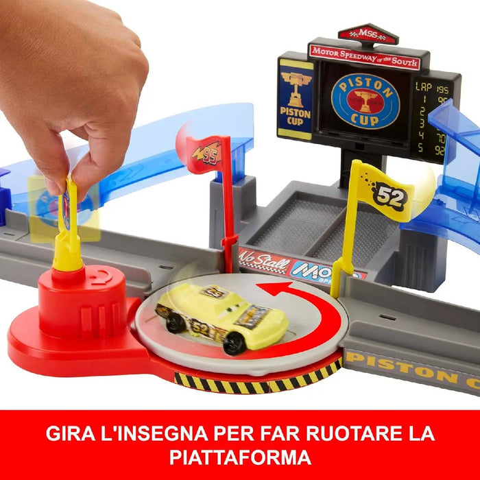MATTEL Cars Mega Rampa Piston Cup - JHL42