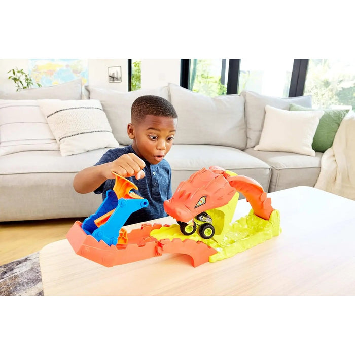 MATTEL Hot Wheels Monster Trucks Attacco Del Serpente
