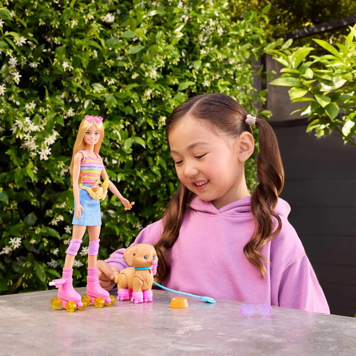MATTEL Barbie Bionda Con Cucciolo Sui Pattini
