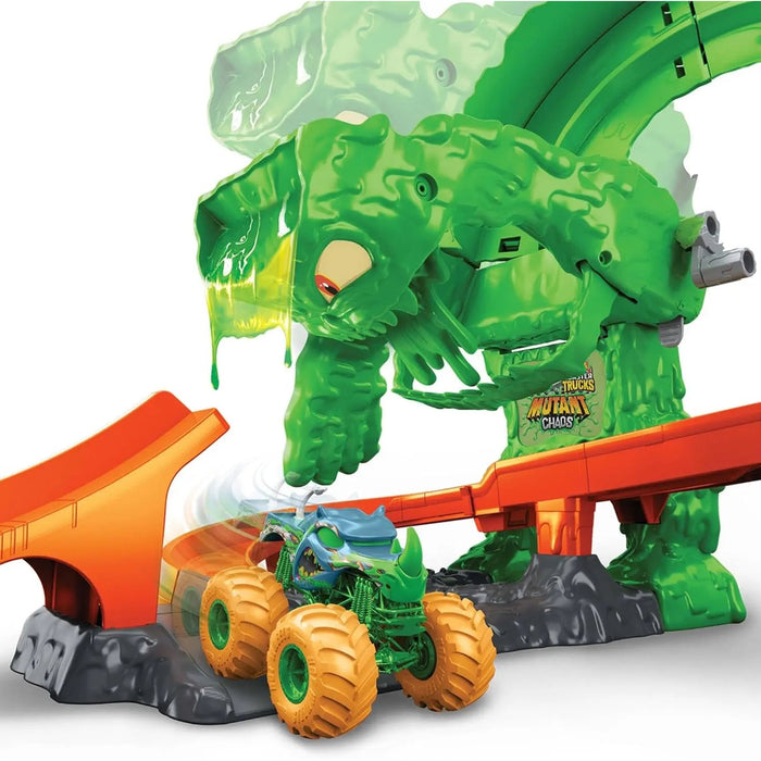 MATTEL Hot Wheels Monster Trucks Mutant Monster Takedown Playset