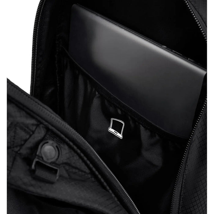 INVICTA Trolley Plug Jet Black