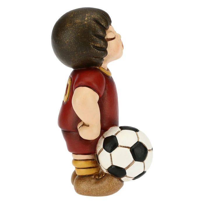 THUN Bimbo Calciatore Rosso Giallo Piccolo In Ceramica