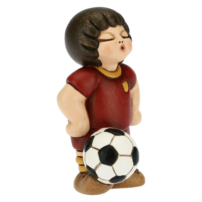 THUN Bimbo Calciatore Rosso Giallo Piccolo In Ceramica